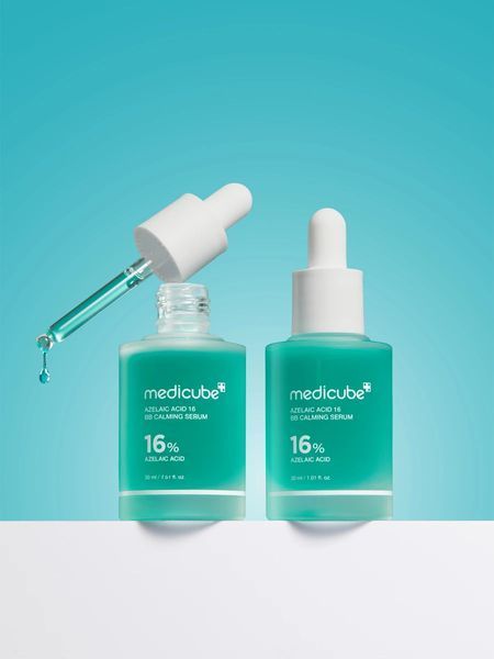 Заспокійлива сироватка з 16% азелаїнової кислоти Medicube Azelaic Acid 16 BB Calming Serum 30 мл термін 01.2028 фото