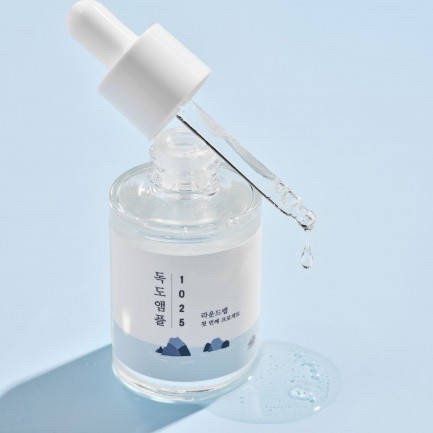 Зволожувальна сироватка Round Lab 1025 Dokdo Ampoule з морською водою, для чутливої шкіри, 45 ml Термін 01.2028 фото