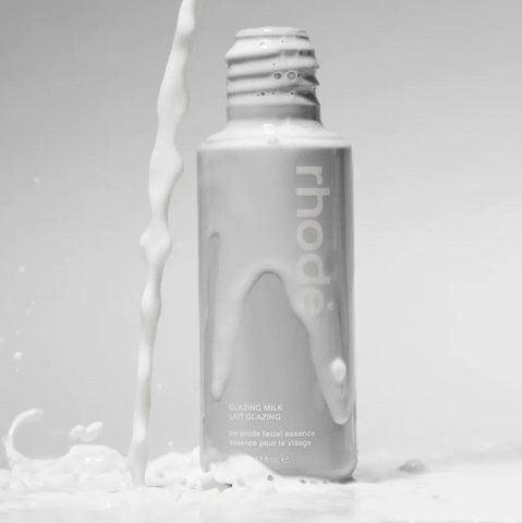 Зволожувальна молочна есенція для обличчя Rhode Glazing Milk 140 ml. 2974803570 фото