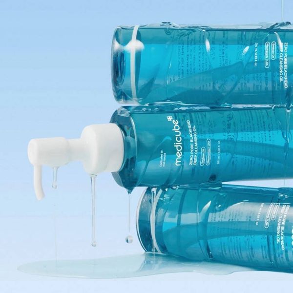 Гідрофільна олія для обличчя Medicube Zero Pore Blackhead Deep Cleansing Oil, 205 мл Терміни 01.2028 фото